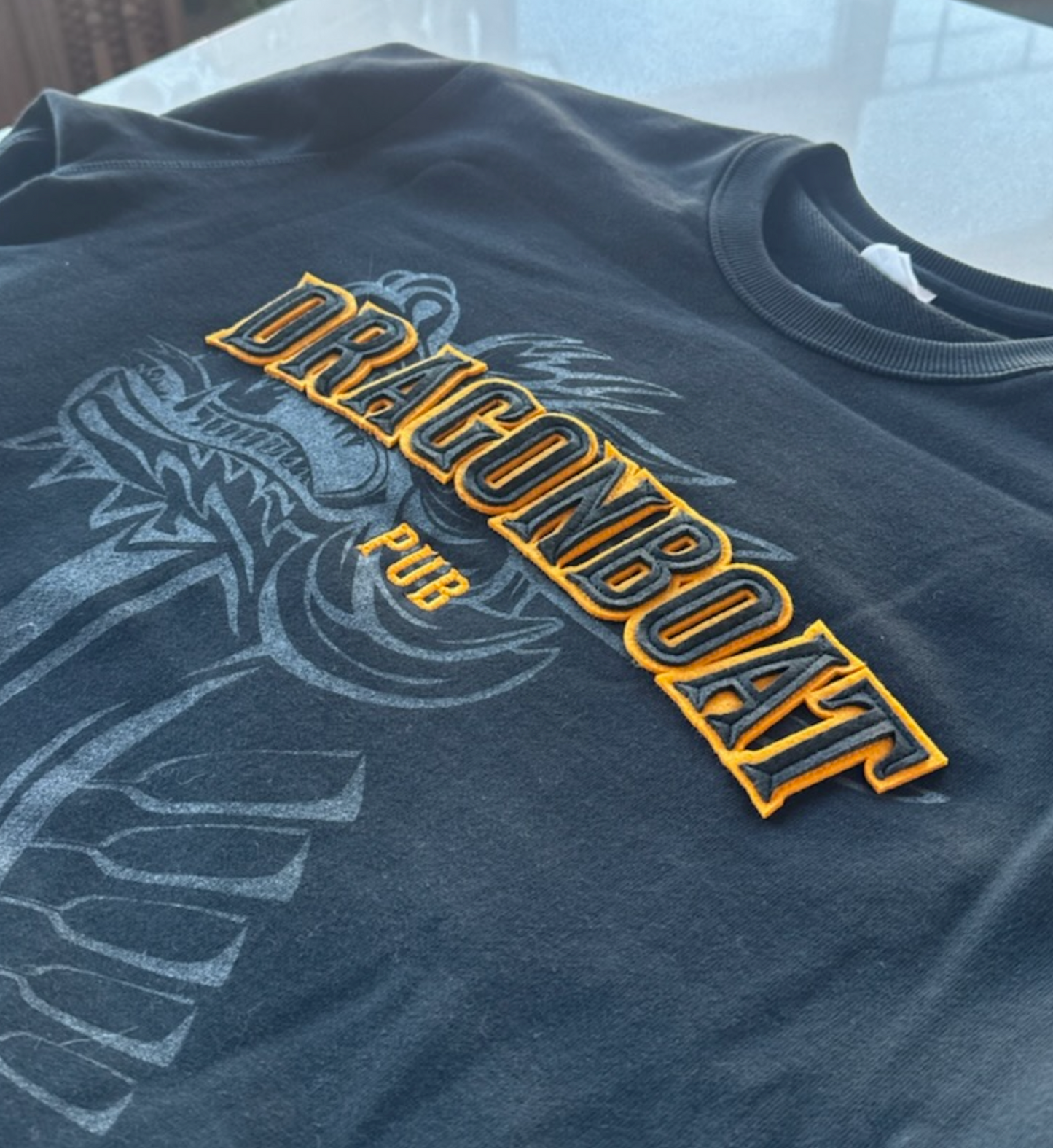 Dragon Boat Pub Crew Neck sweatshirt